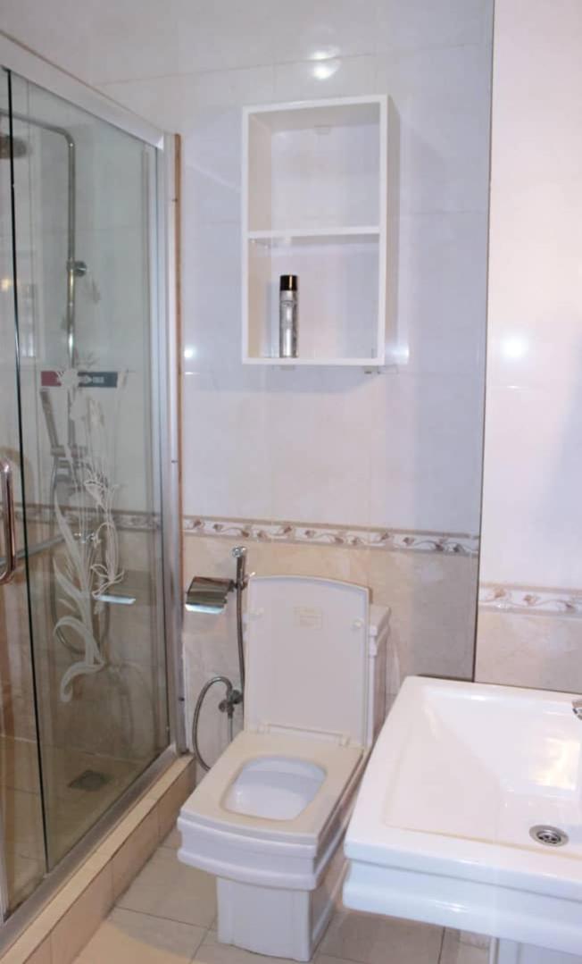 Nobleza Hotel Кигали Екстериор снимка