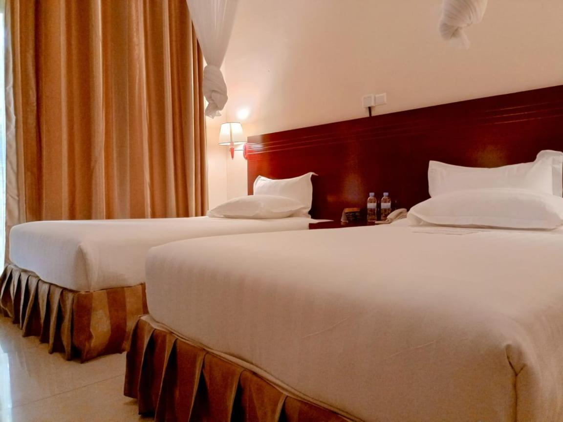 Nobleza Hotel Кигали Екстериор снимка